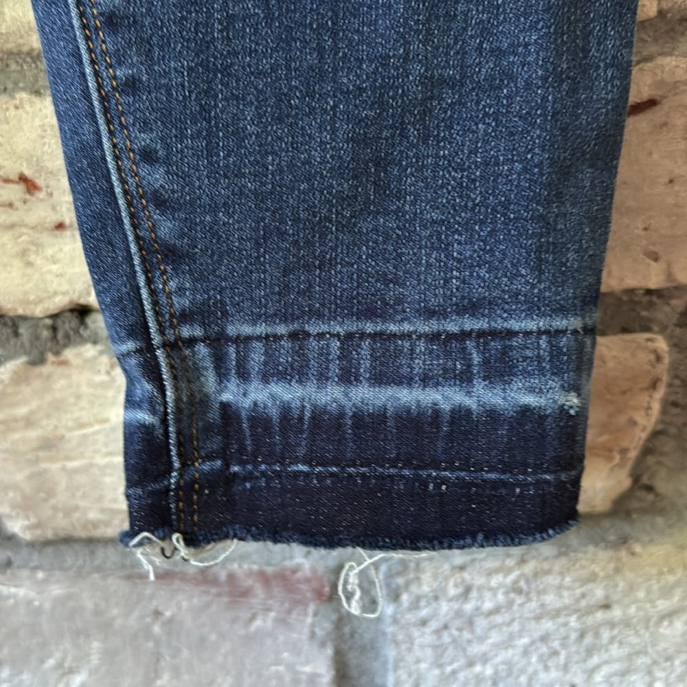 NWT’s $128 Spanx Distressed Denim Legging Medium Wash Size M - Picture 2 of 5
